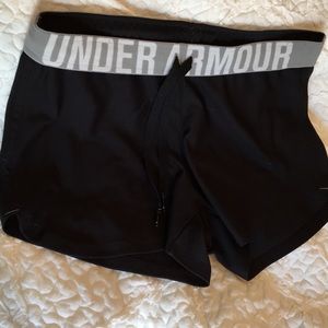 Black Under Armour shorts